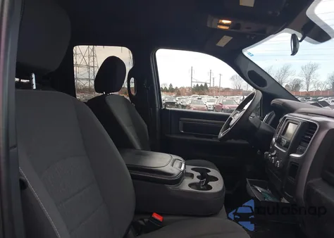 2022 Ram 1500 Classic Warlock 4X4 6'4 Box z USA, uszkodzony, nr VIN 1C6RR7GG0NS191365